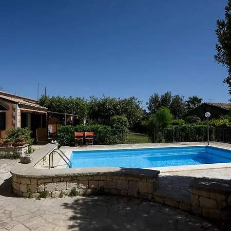 Karrua House - Magnolia 4*