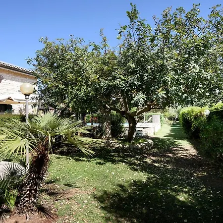 Karrua House - Magnolia Pensjonat 4*