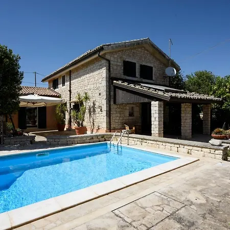 Pensjonat Karrua House - Magnolia Modica