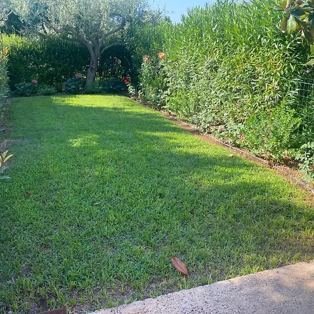 Karrua House - Magnolia